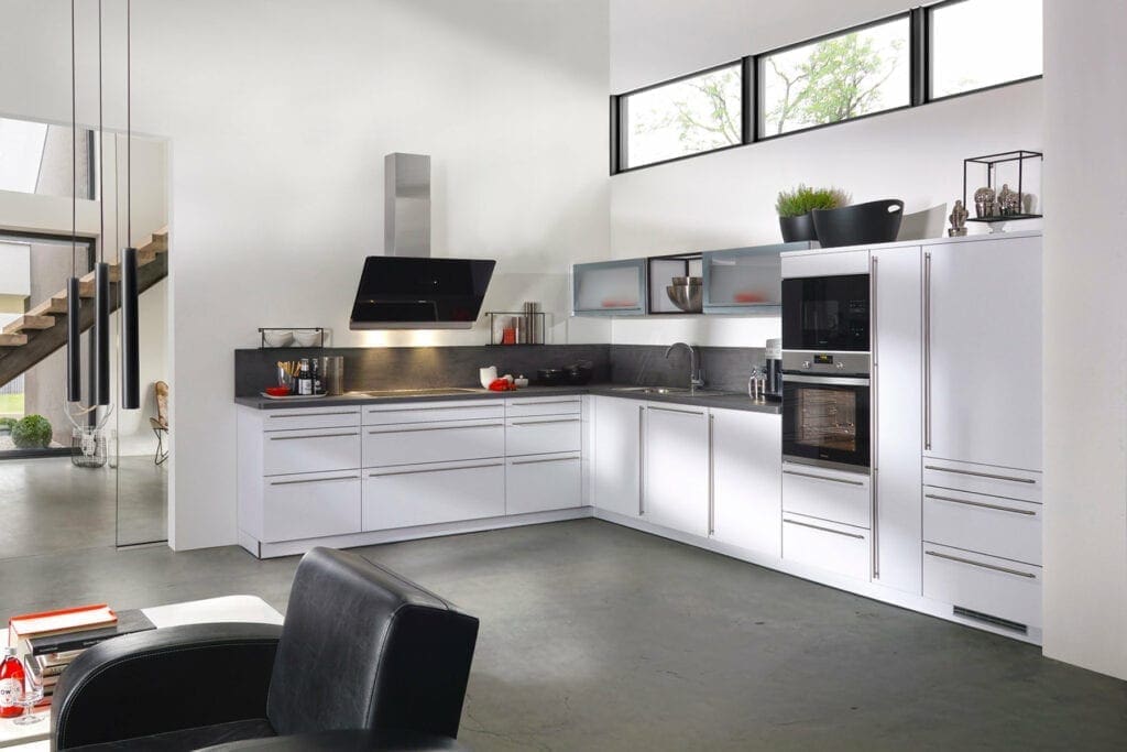 Brigitte Matt White L Shaped Kitchen | MHK Kitchen Expert