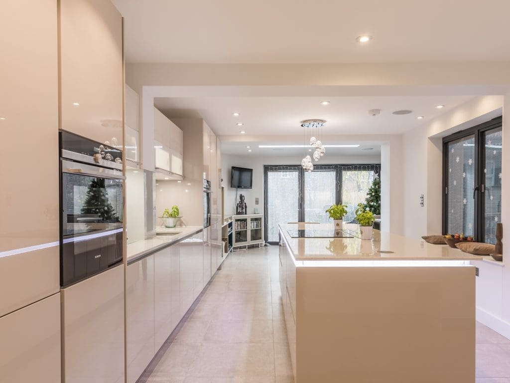 cashmere colour kitchen