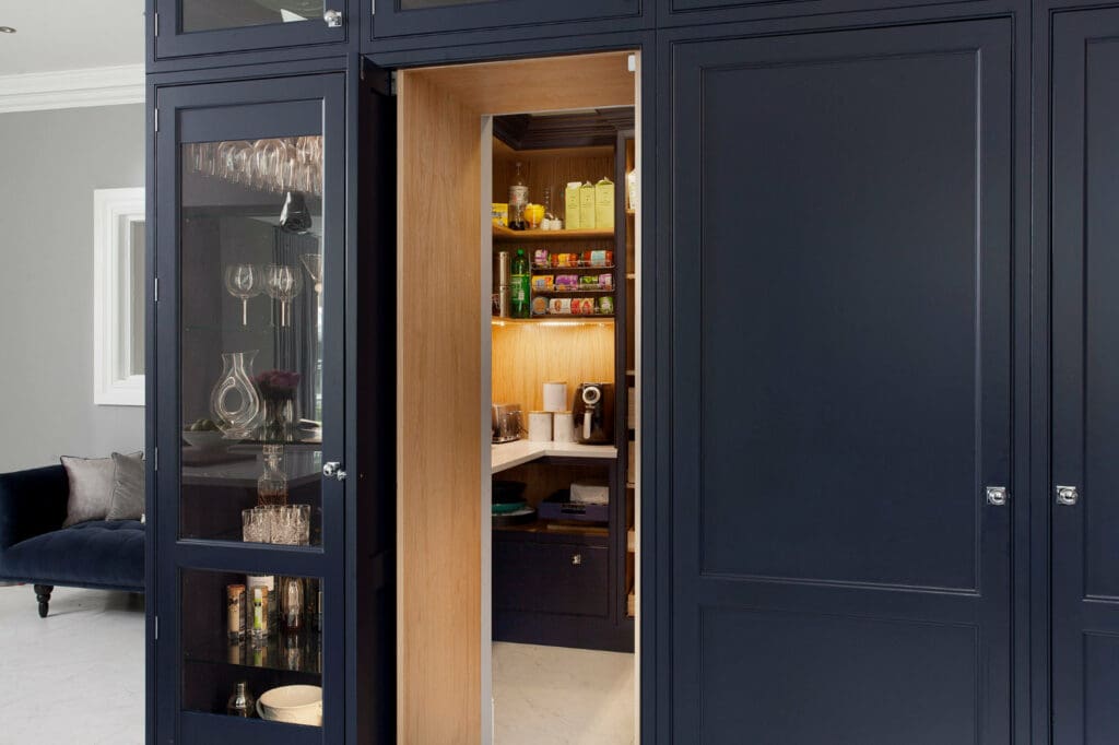 Modern Luxury Kitchen | MHK Kitchen Experts