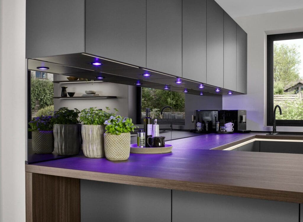 uk kitchen trends 2025 